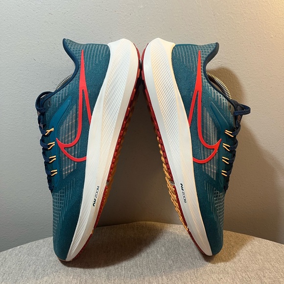 Nike Air Zoom Pegasus 39 Spruce Crimson Running Men's Shoe Size 11 DH4071-302 - Picture 7 of 10